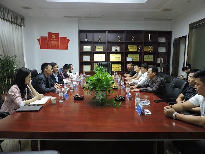 熱烈歡迎恒大、聯(lián)東集團領導蒞臨我司考察指導工作